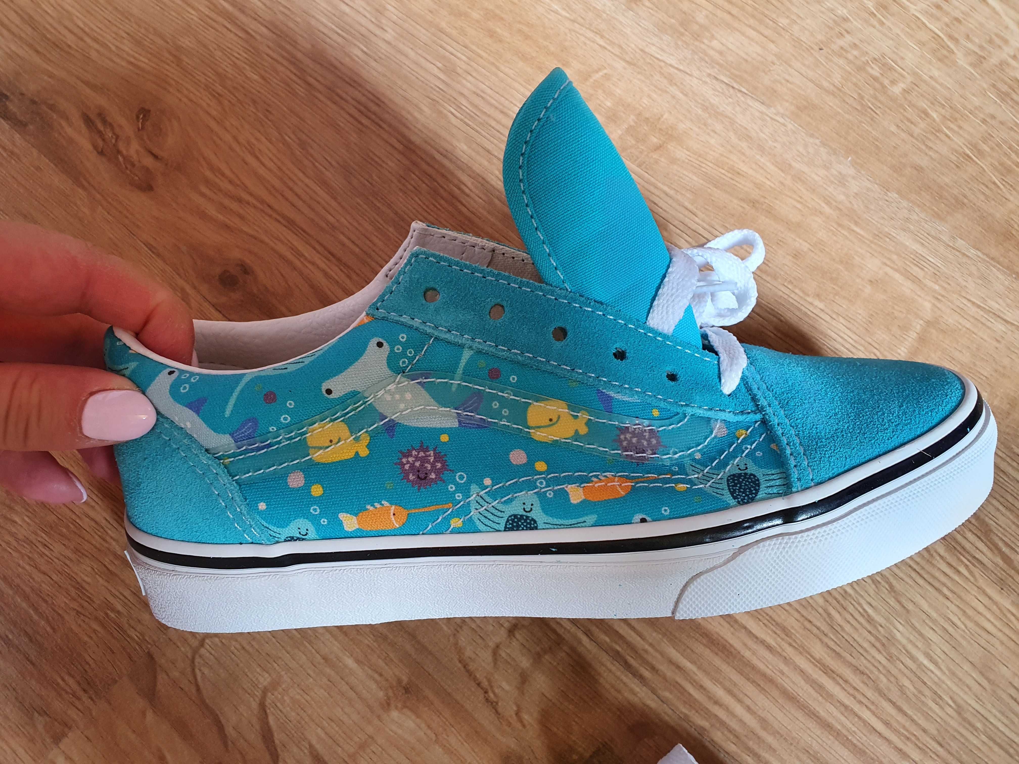 Nowe trampki chłopięce vans