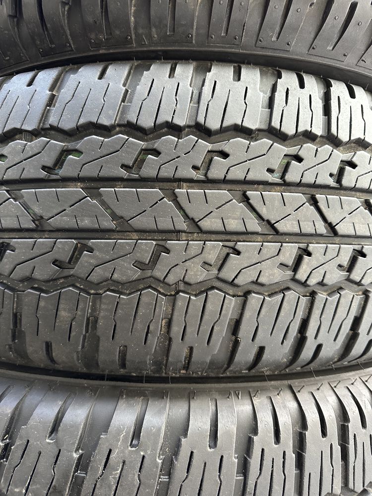 265/65/17 Bridgestone Dueler A/T 693