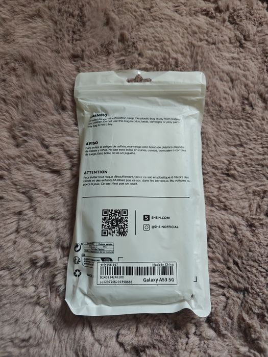 Przezroczysty case