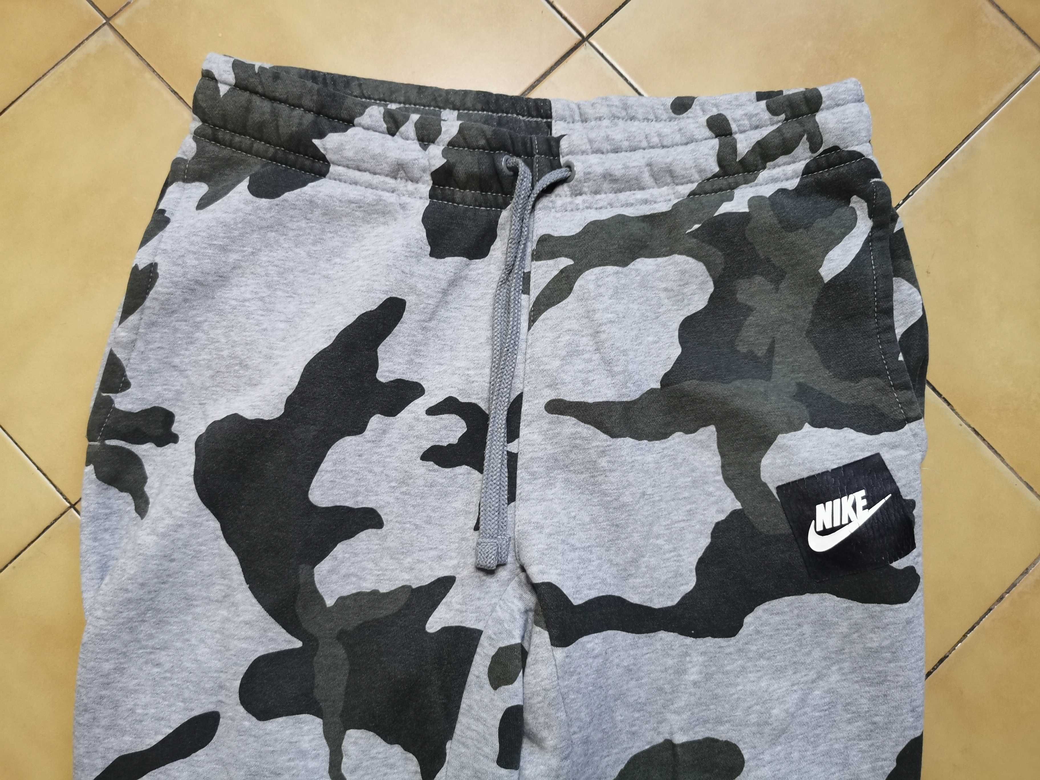 Nike damskie spodnie dresy moro r. S