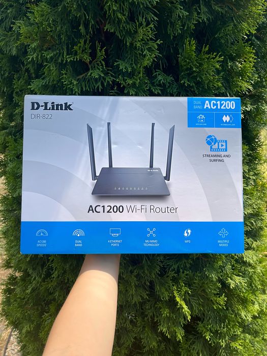 Wi-Fi роутер D-LINK DIR-822 AC1200 2.4GHZ + 5GHZ