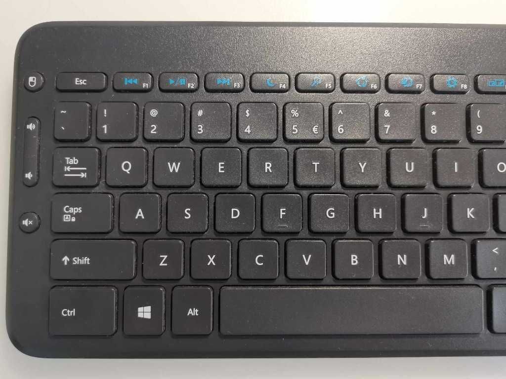 Microsoft All in One Media Keyboard