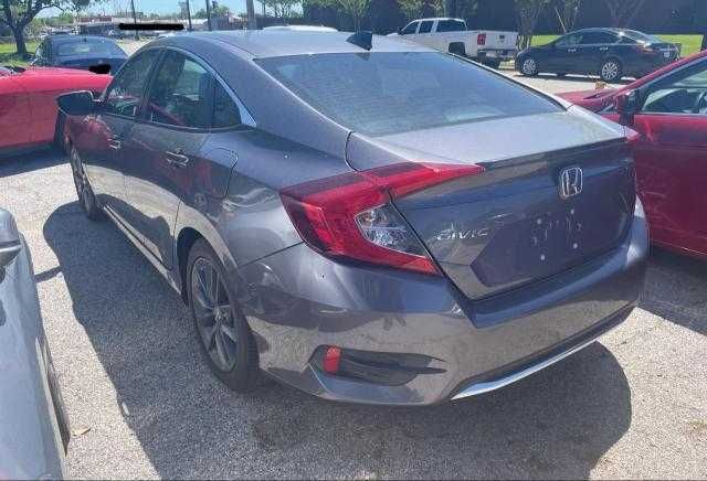 Honda Civic 2021 року