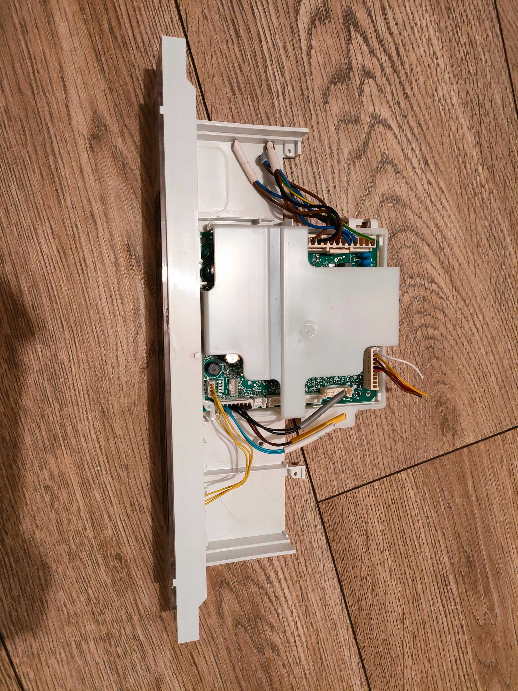 Wyświetlacz do lodówki Electrolux ENN3074EFW