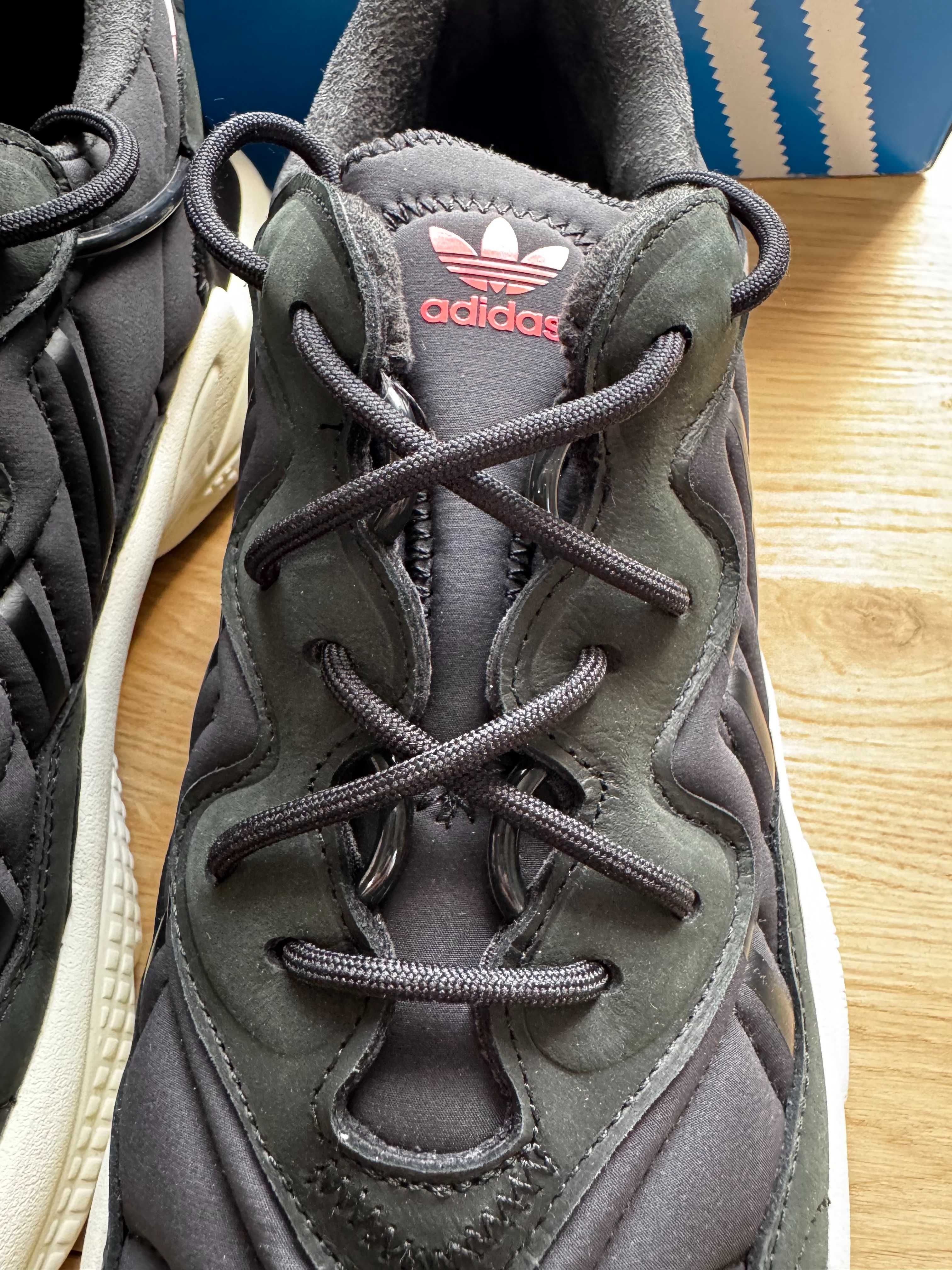 Чоловічі кросівки Adidas Ozweego FV9668 46 (11UK) 29.5 см Core Black