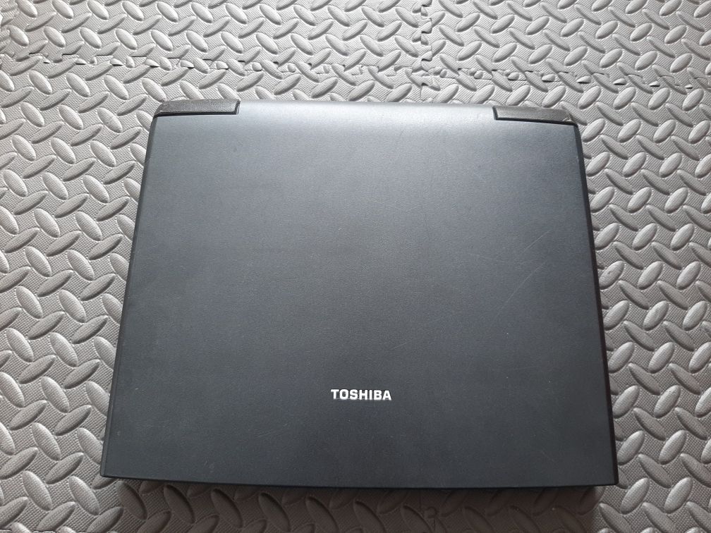 Laptop Retro Toshiba SP6100