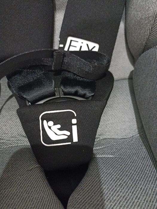 Автокрісло бебікокон El Camino  i-FIX 0+ (0-13 кг)