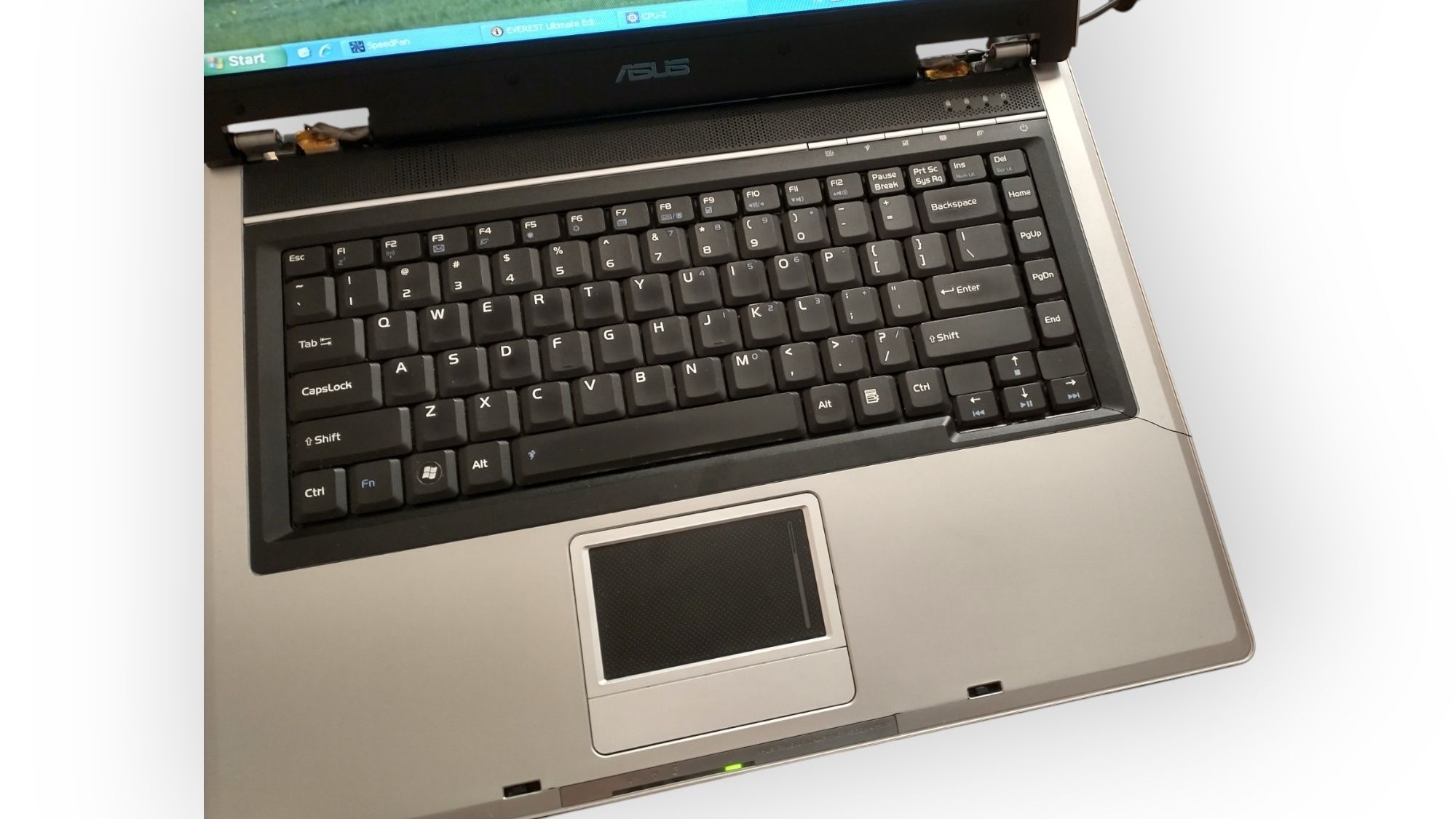 Notebook Laptop Komputer ASUS SPRAWNY ŁADOWARKA Akumulator WINDOWS XP