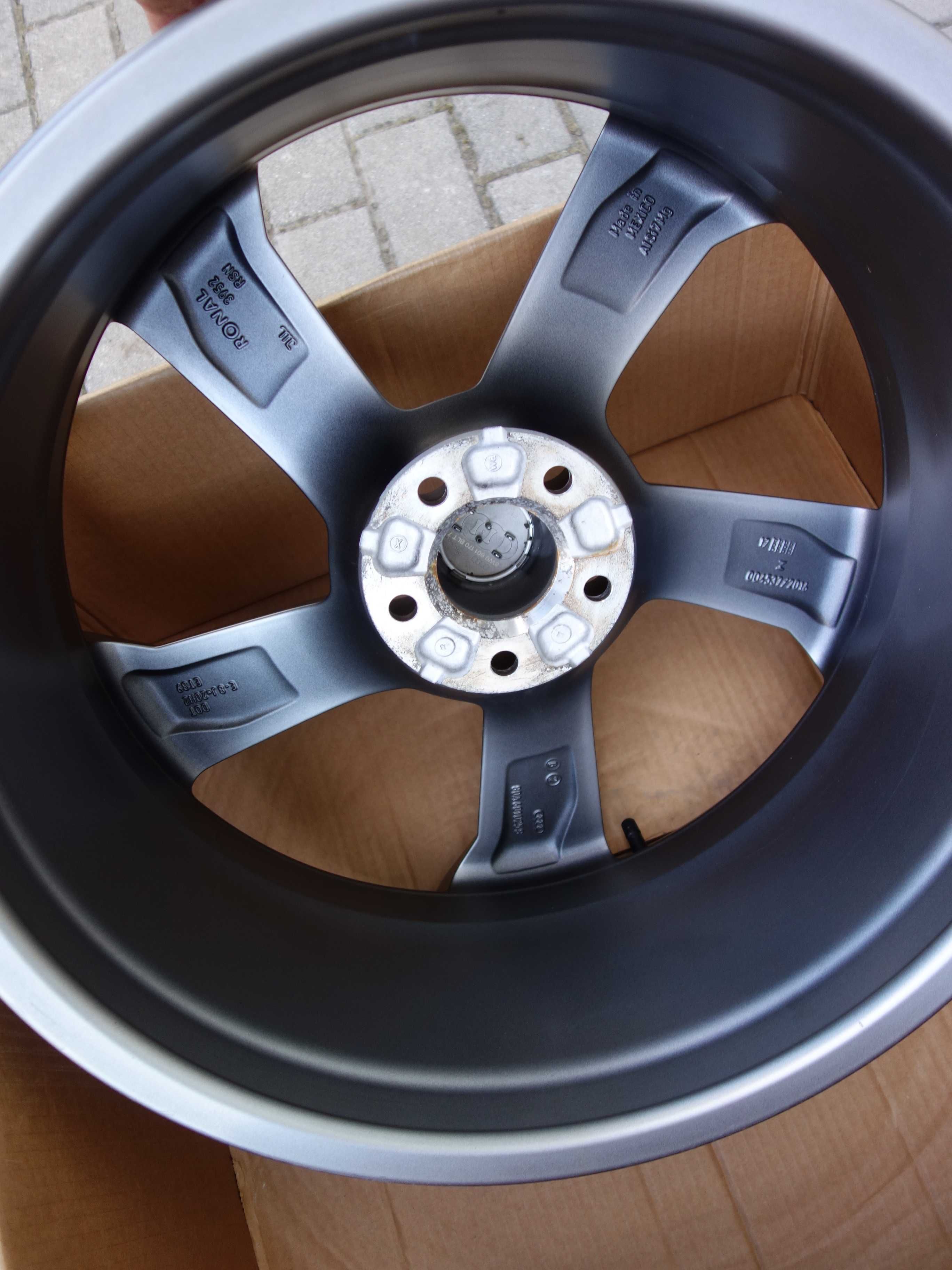 Felgi  AUDI Q5 SQ5 Q3 SQ3 A8 A7 A6 20'' QUATTRO Nowe!!