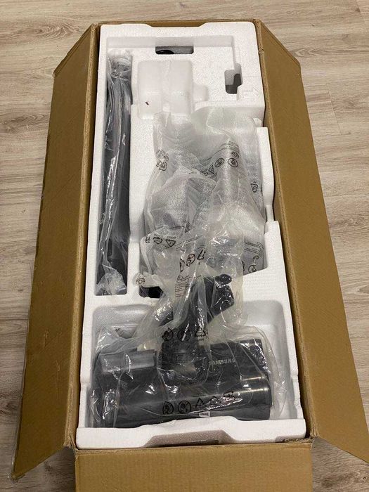 Станція для прибирання Samsung BESPOKE JET pet VS20A9582VW/AA
