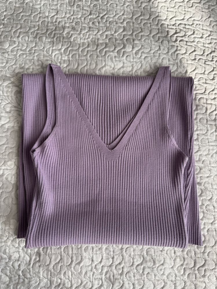 Трикотажна сукня бренду Must Have