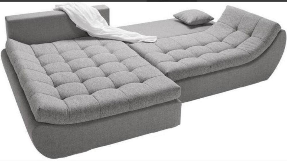 Sofa / Chaise Longue