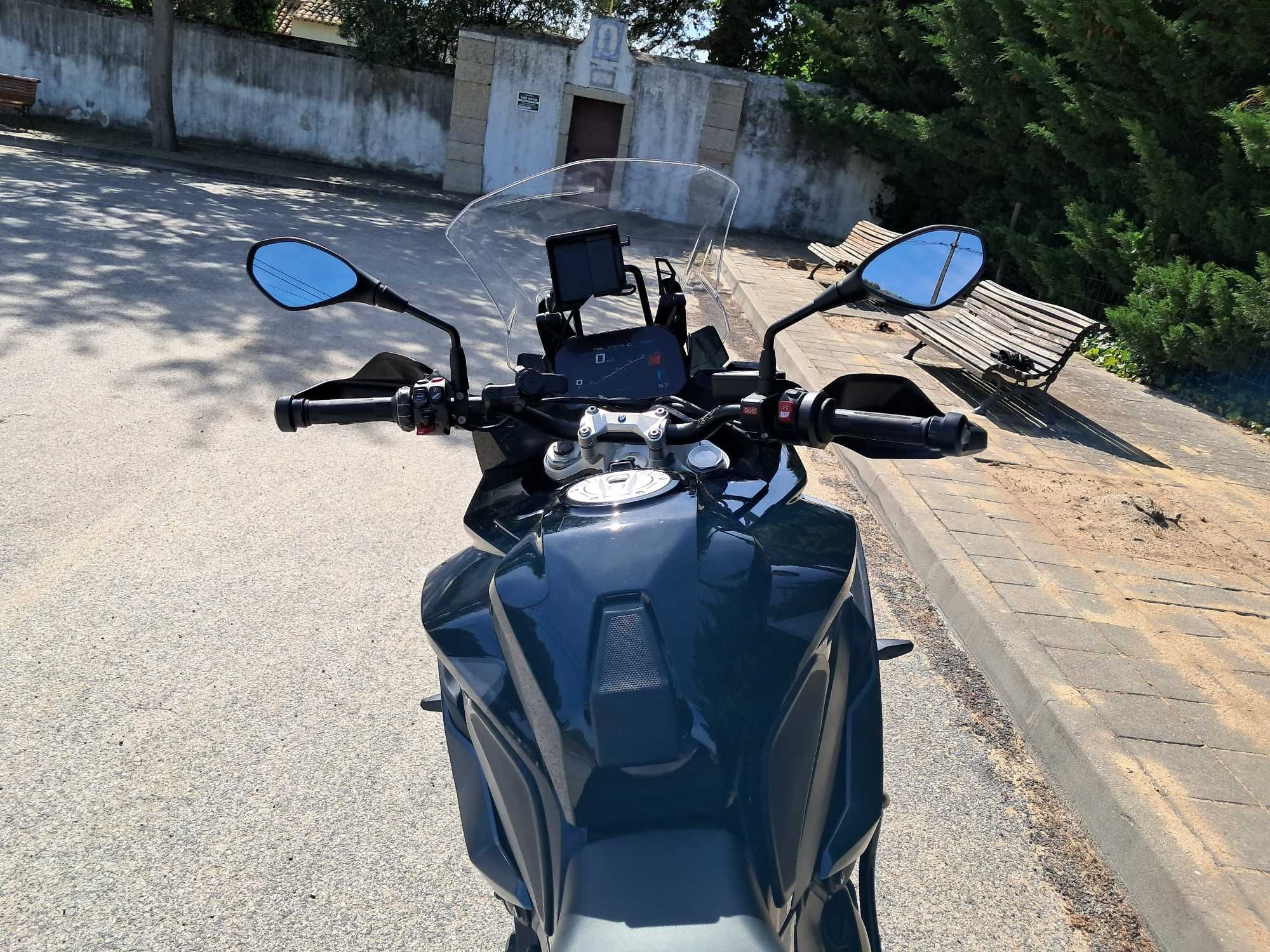 BMW S1000XR Triple Black 2023
