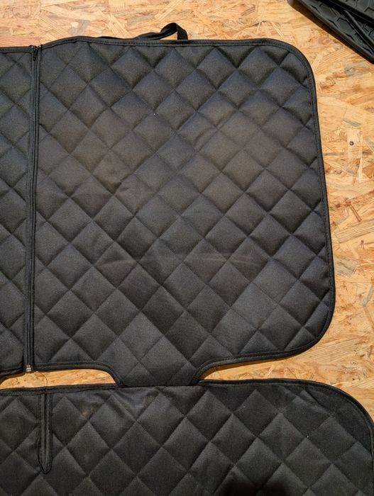 Pokrowiec/ochraniacz na kanapę samochodu pod ISOFIX