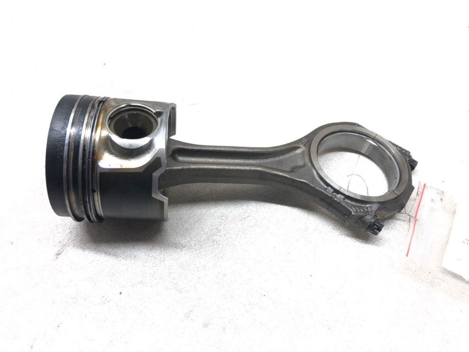 TŁOK Z KORBOWODEM - 130.00 PLN - AUDI A4 B7 Avant (8ED) 2004 - 2008 3.0 TDI quattro 150 kW [204 KM]