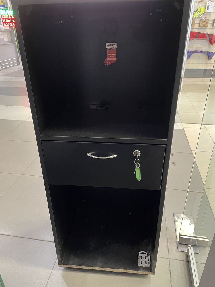 Продам торговый островок 1,8м*3м