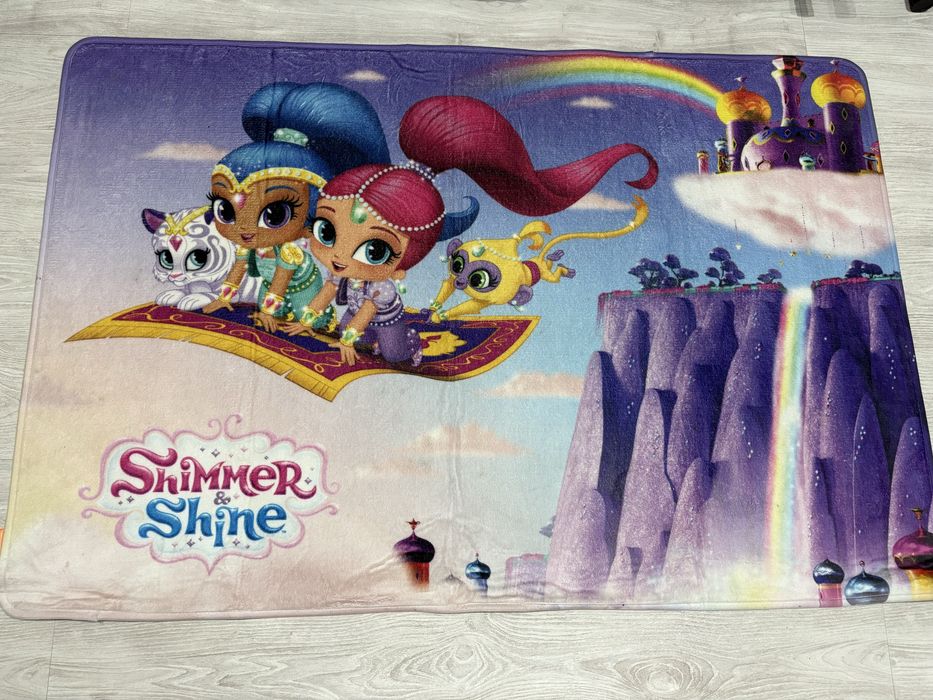dywan dla dzieci dziewczynki księżniczki Shimmer i Shine