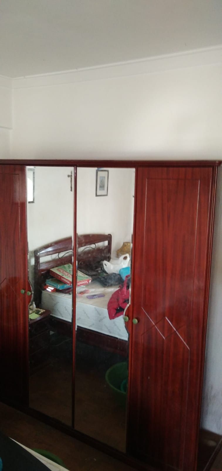 Armário Guarda Roupa