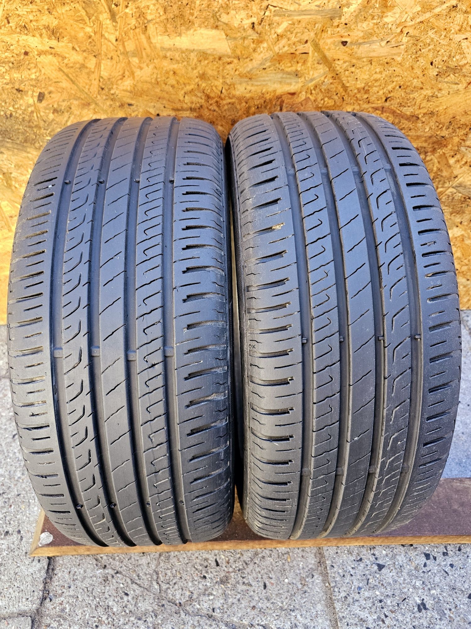 BDB Stan!!  6,8mm. 225/55 r17 XL Barum Bravuris 5HM.  2020rok.
