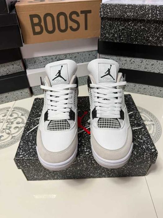 "Buty koszykówki "Jordan_4_Military_Black R.42.5