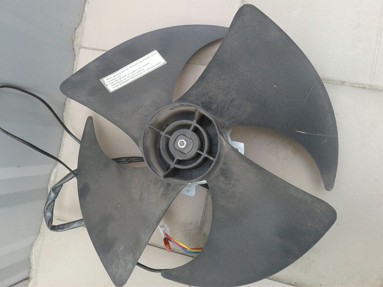 Вентилятор от наружного блока кондиционера