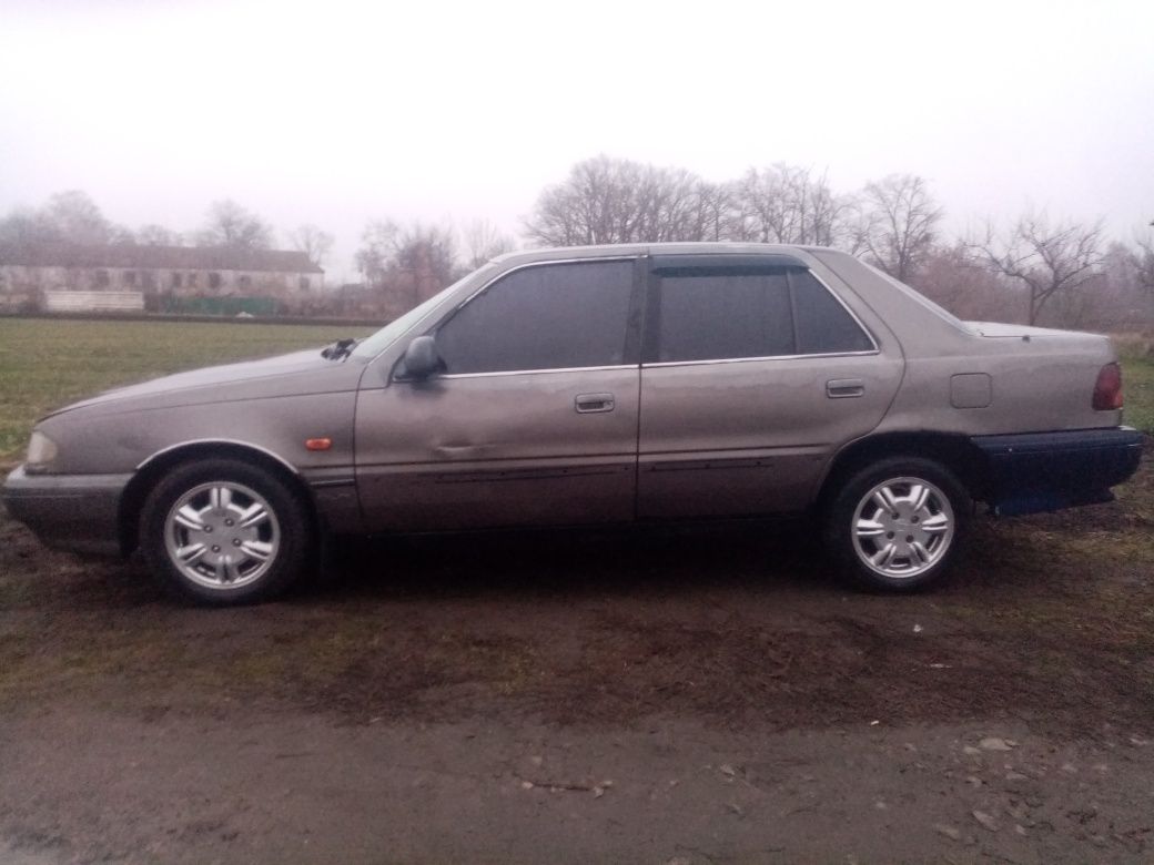 Хюндай соната y2 1992 р.в 1.8л г/б