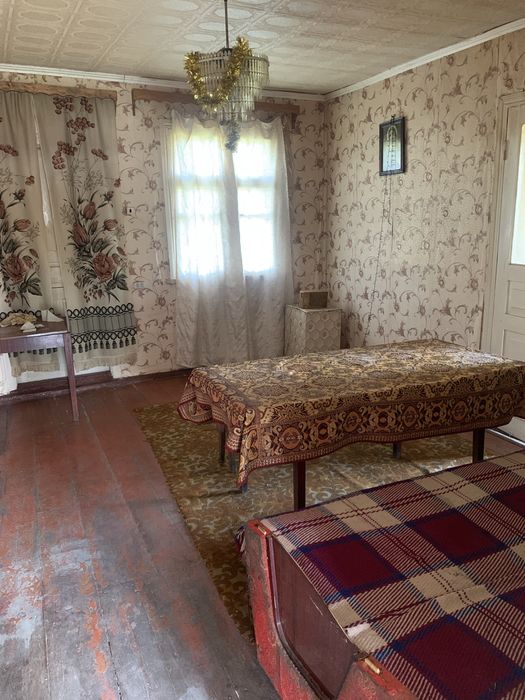 Продається хата в селі за приємною ціною, під Дачу! або проживання