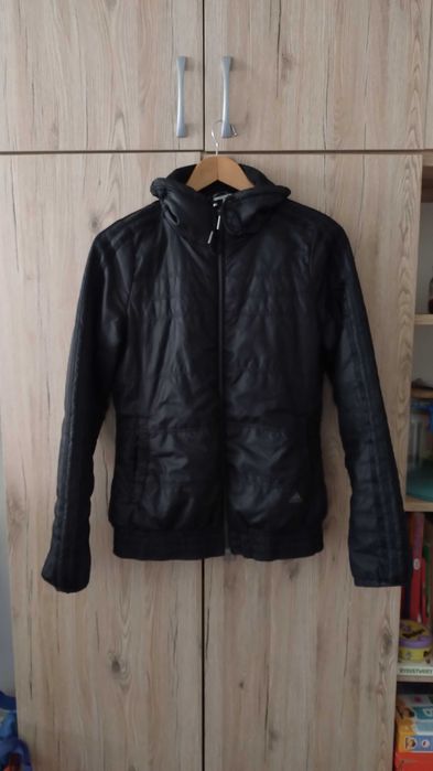 Czarna kurtka Adidas S M pikowana bez kaptura vintage