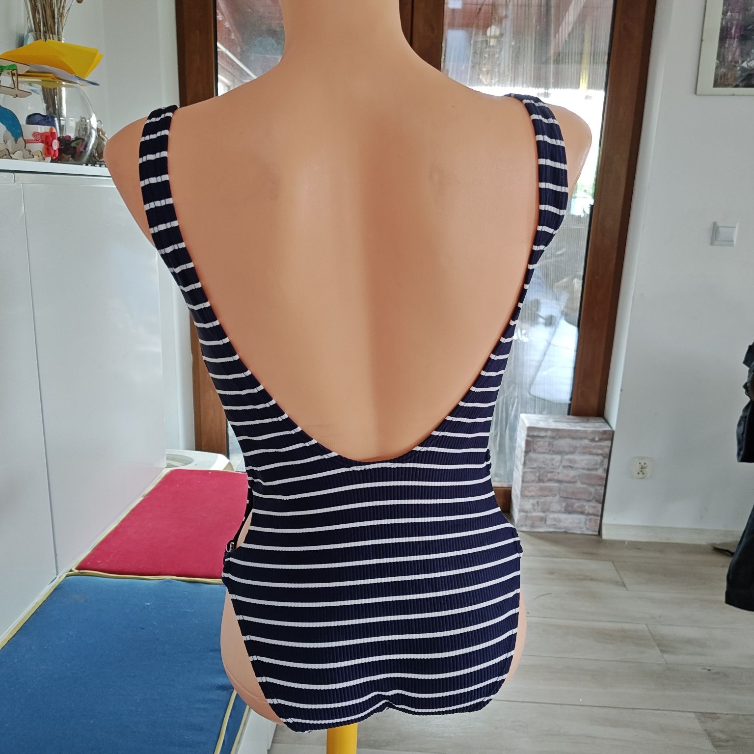 # Stylowy strój kąpielowy Primark r.36