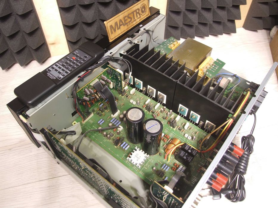 Підсилювач Kenwood KA-5050R. 2х120. JAPAN. MOS FET. Пульт. 12 кг.