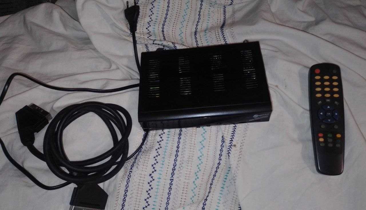 Спутниковий тюнер Orton 4060CX Plus