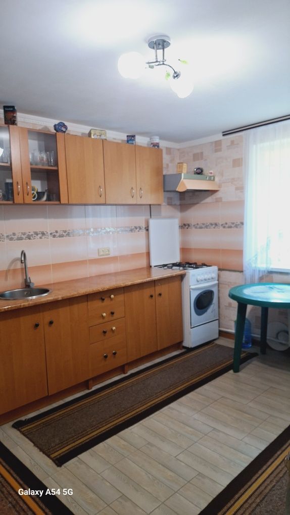 Продається будинок в м.Роздільна Одеська обл 75км від Одеси