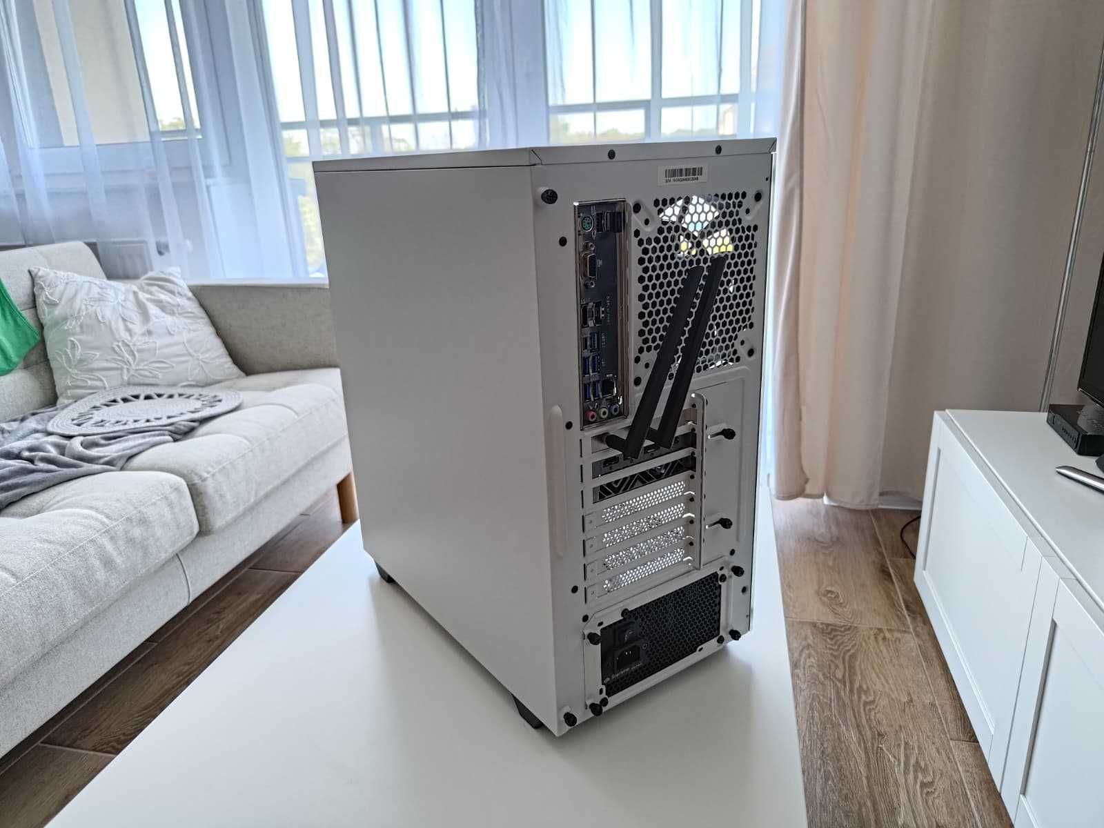 Komputer PC Ryzen 7 / Vega 56 / 16GB RAM / WiFi / Windows 11 Pro