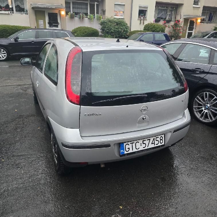 Piekna Corsa 1,2 klima 2004