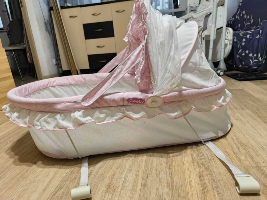 Продам люлюку в кроватку Geoby
