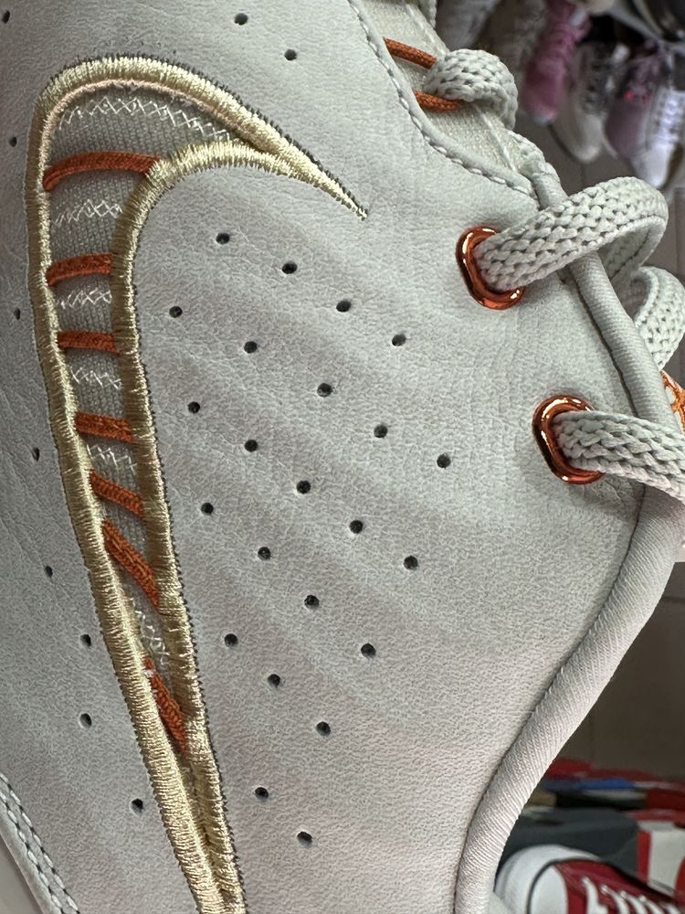 Баскетбольні кросівки Nike Lebron 21 AKOYA light Bone