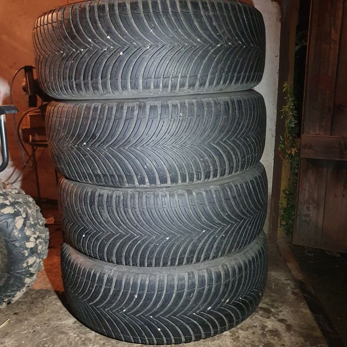 Opony kleber 4szt 235/55R19 6-7mm dot 3923 wielosezonowe
