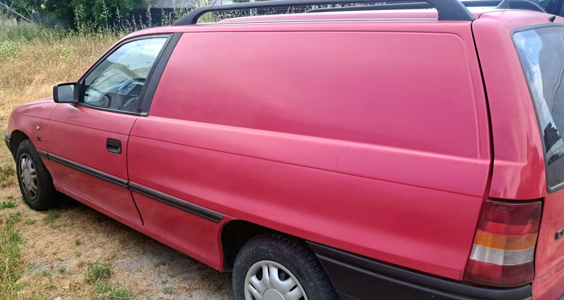Opel  Astra  1.7