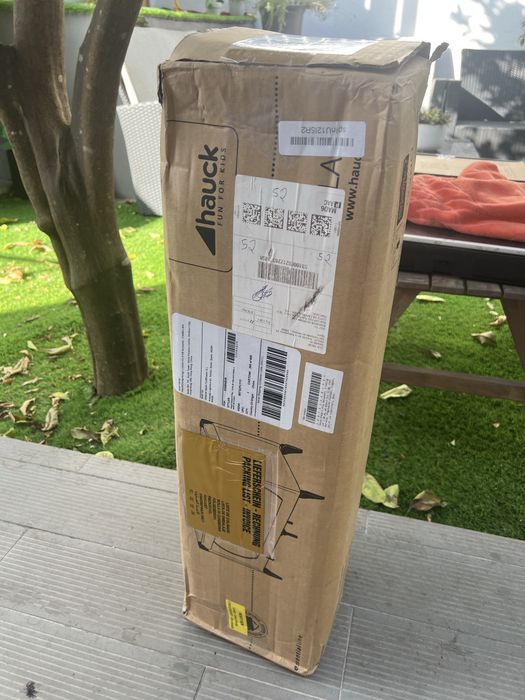 Berço de viagem de bebé novo