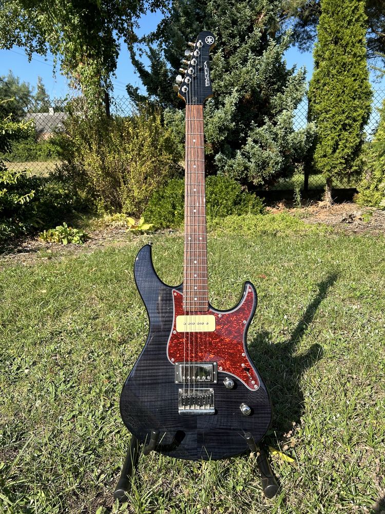 Yamaha Pacifica Wysoki Model Stratocaster Strat ST