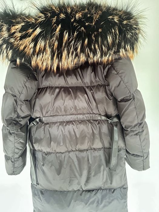 Kurtka zimowa Ochnik długa z kapturem nowa.