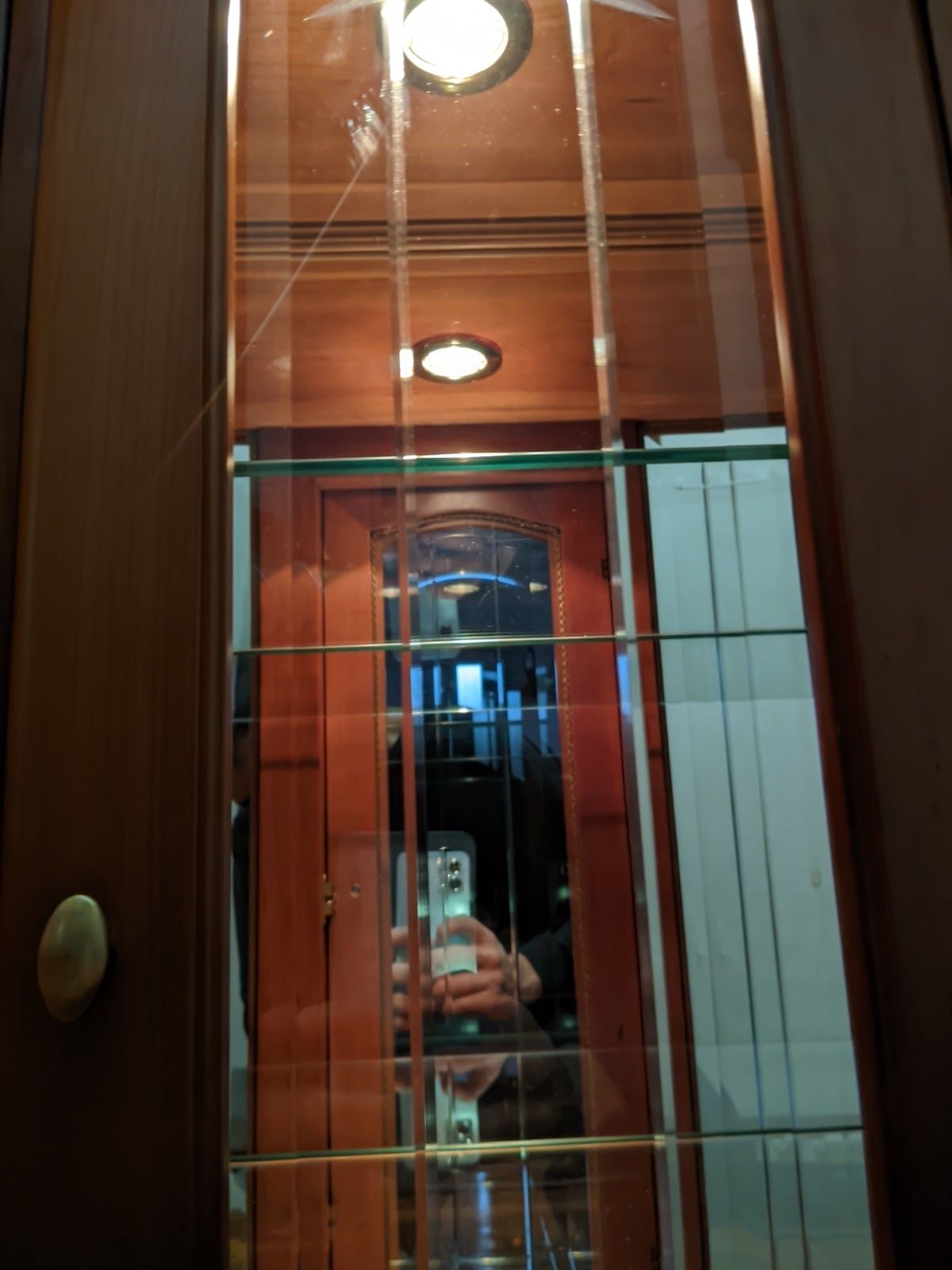 Móvel vitrine decorativo