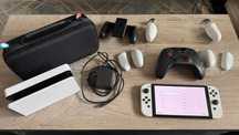 Nintendo Switch OLED + Akcesoria Gripcase Skull&Co + Pad/ Stan b.dobry