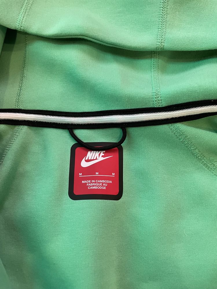 Новое оригинальное худи Nike Tech fleece Green
