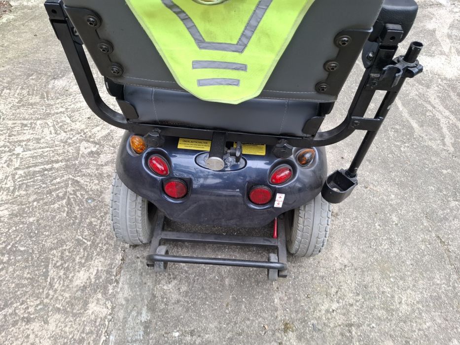 Skuter inwalidzki czterokolowy