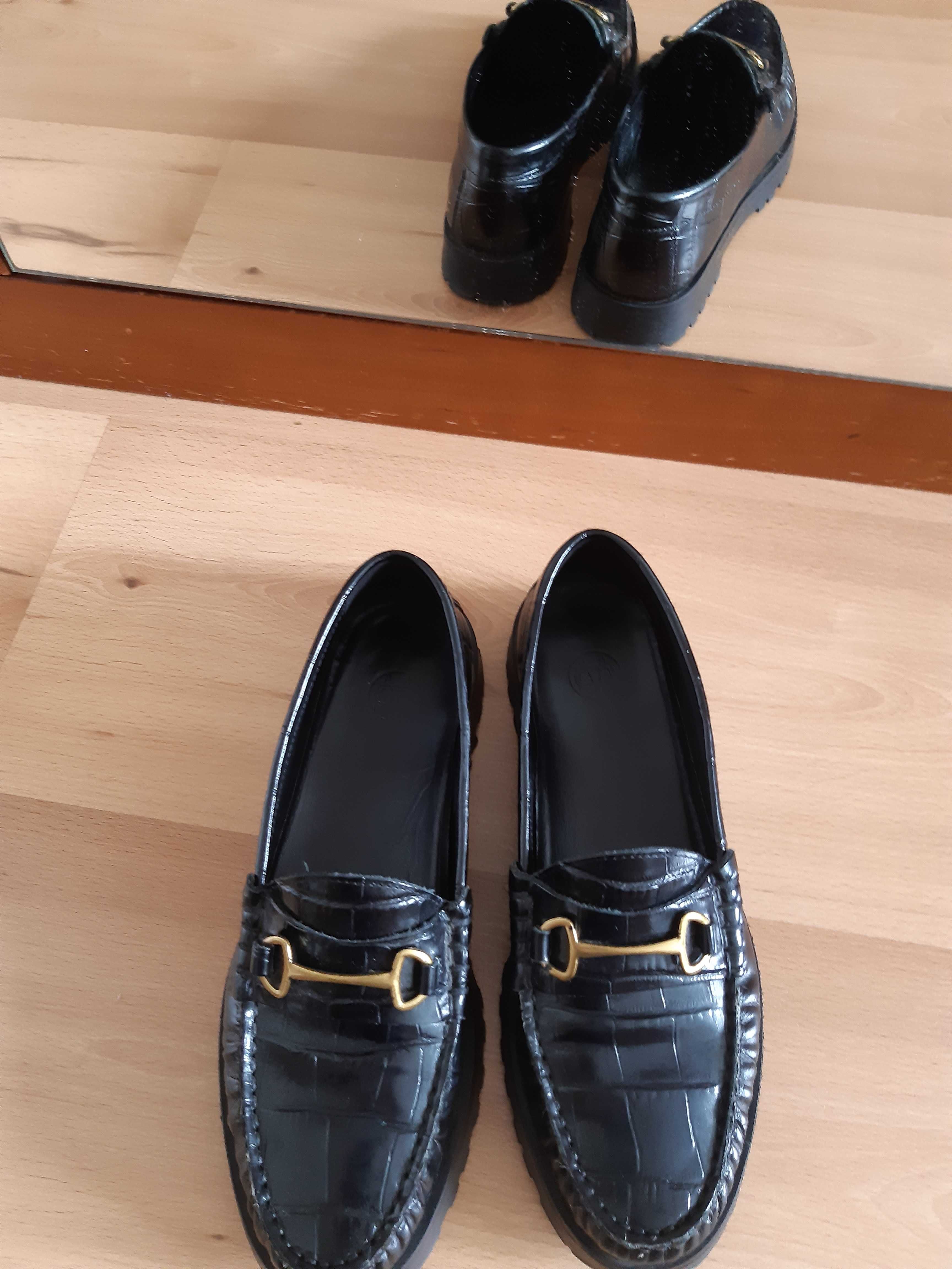 Mokasyny damskie Massimo Dutti