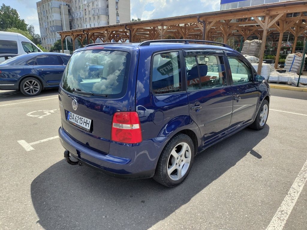 Volkswagen Touran