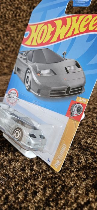 Hot wheels bugatti eb110