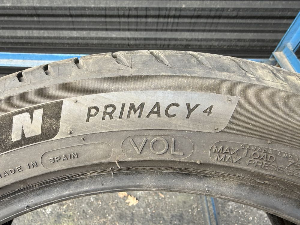 Pojedyncza Opona Letnia 235/45/18 Michelin Primacy4