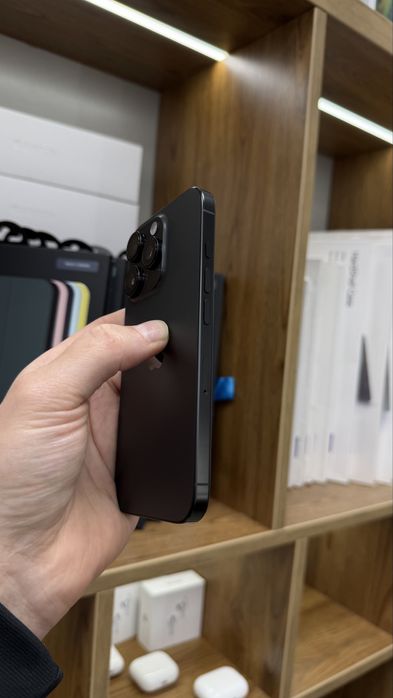 Apple Iphone 16 Pro 256 Black Titanium